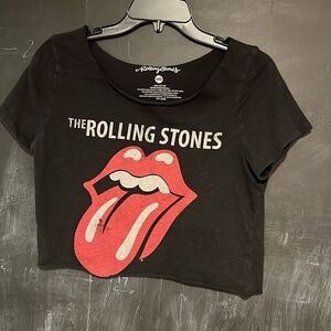 Cut off Rolling Stones tee